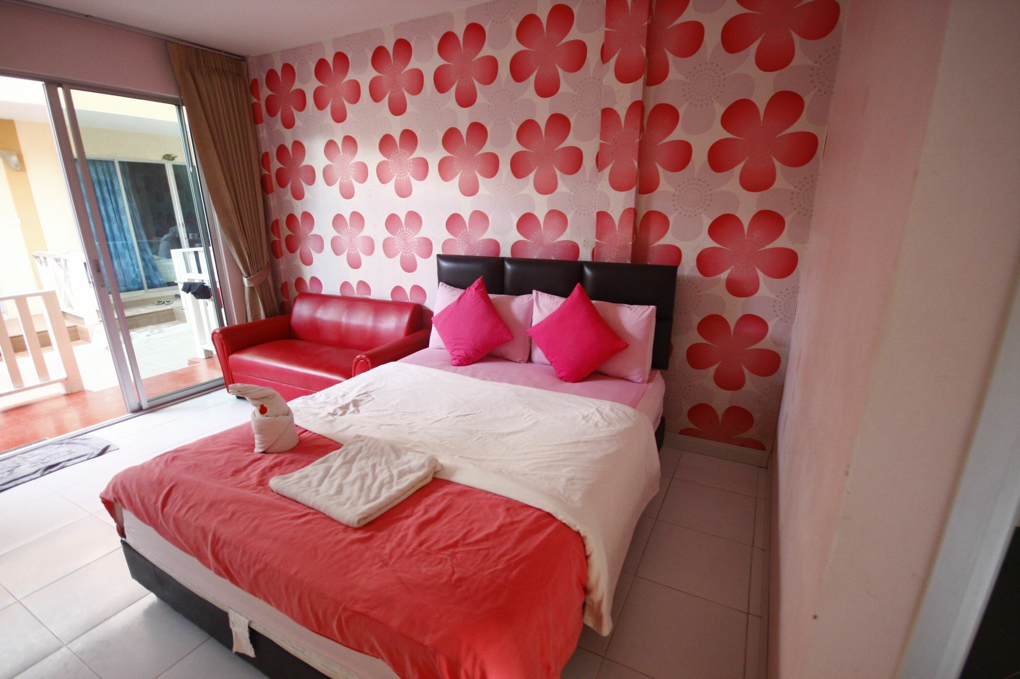 Tawaen Beach Resort Koh Larn Ngoại thất bức ảnh