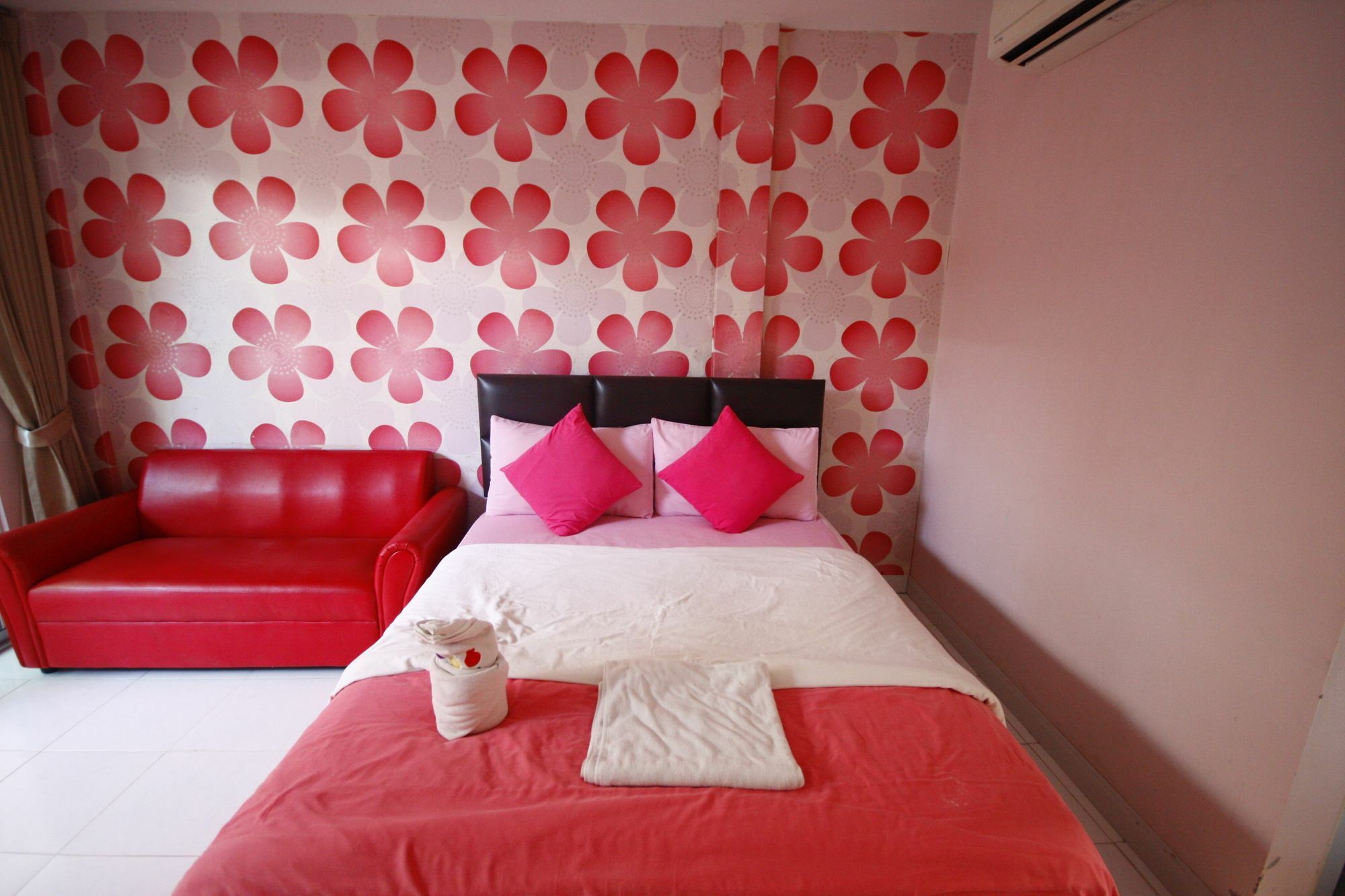 Tawaen Beach Resort Koh Larn Ngoại thất bức ảnh