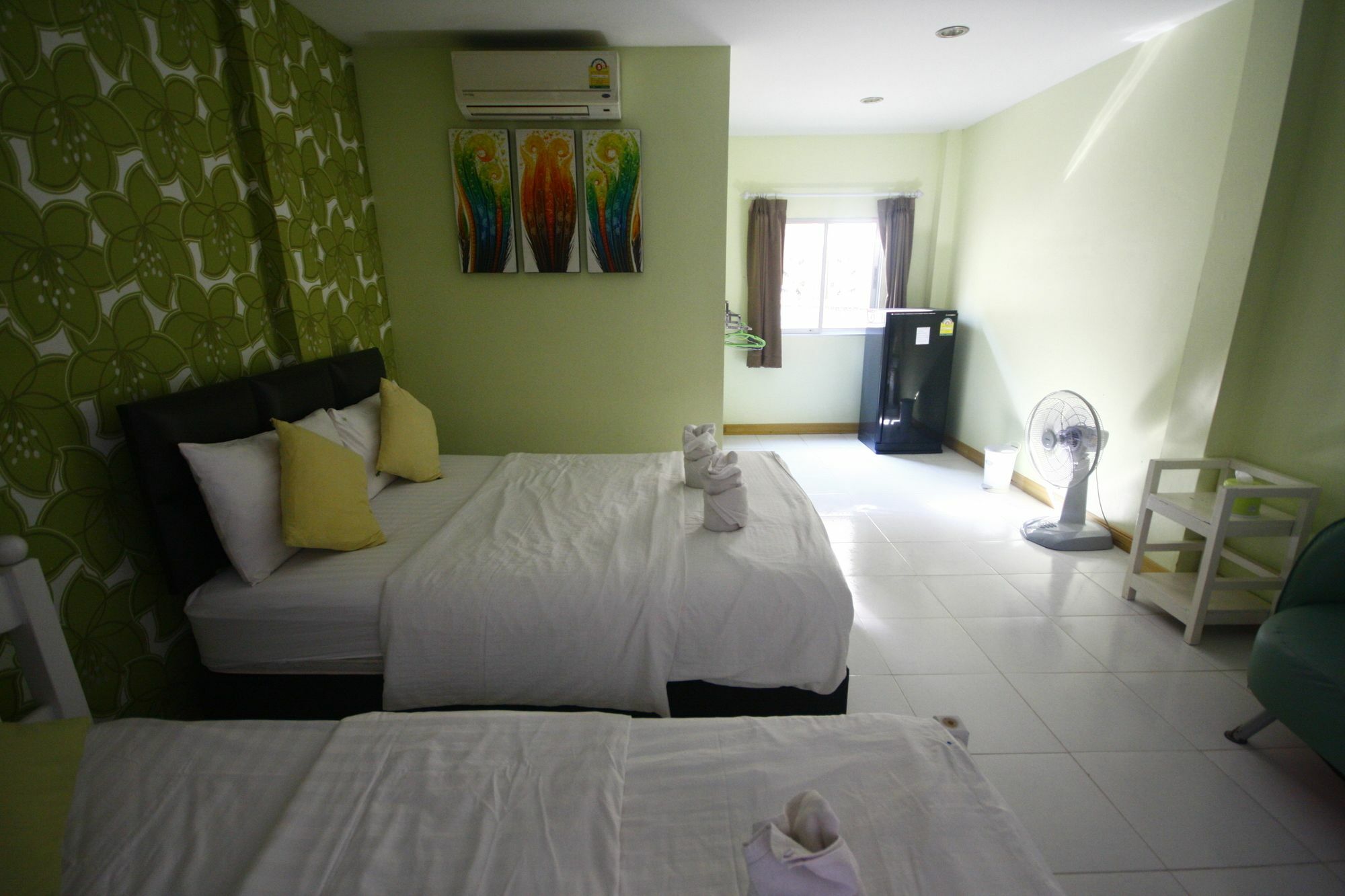 Tawaen Beach Resort Koh Larn Ngoại thất bức ảnh